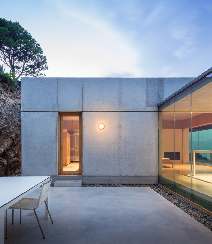 Dots Glass Collection