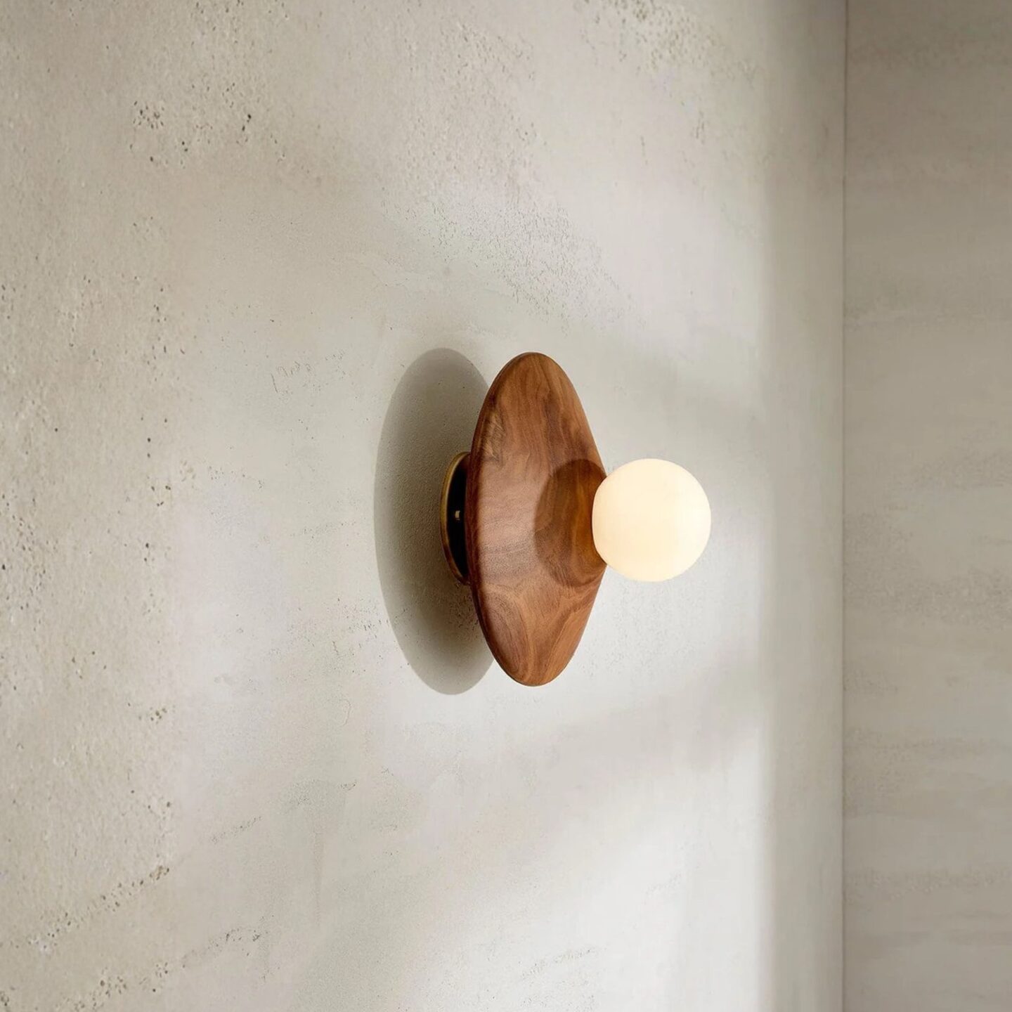 Bright Beads Disc Wall Light
