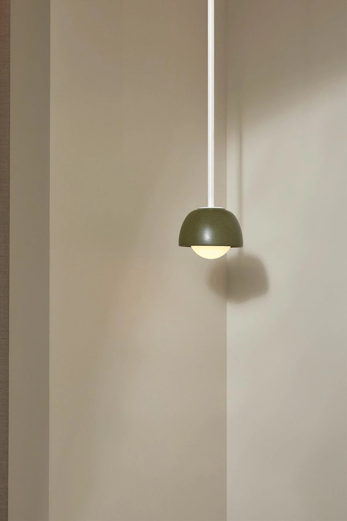 Terra 0 Pendant Light - Solid Rod Olive, White Satin