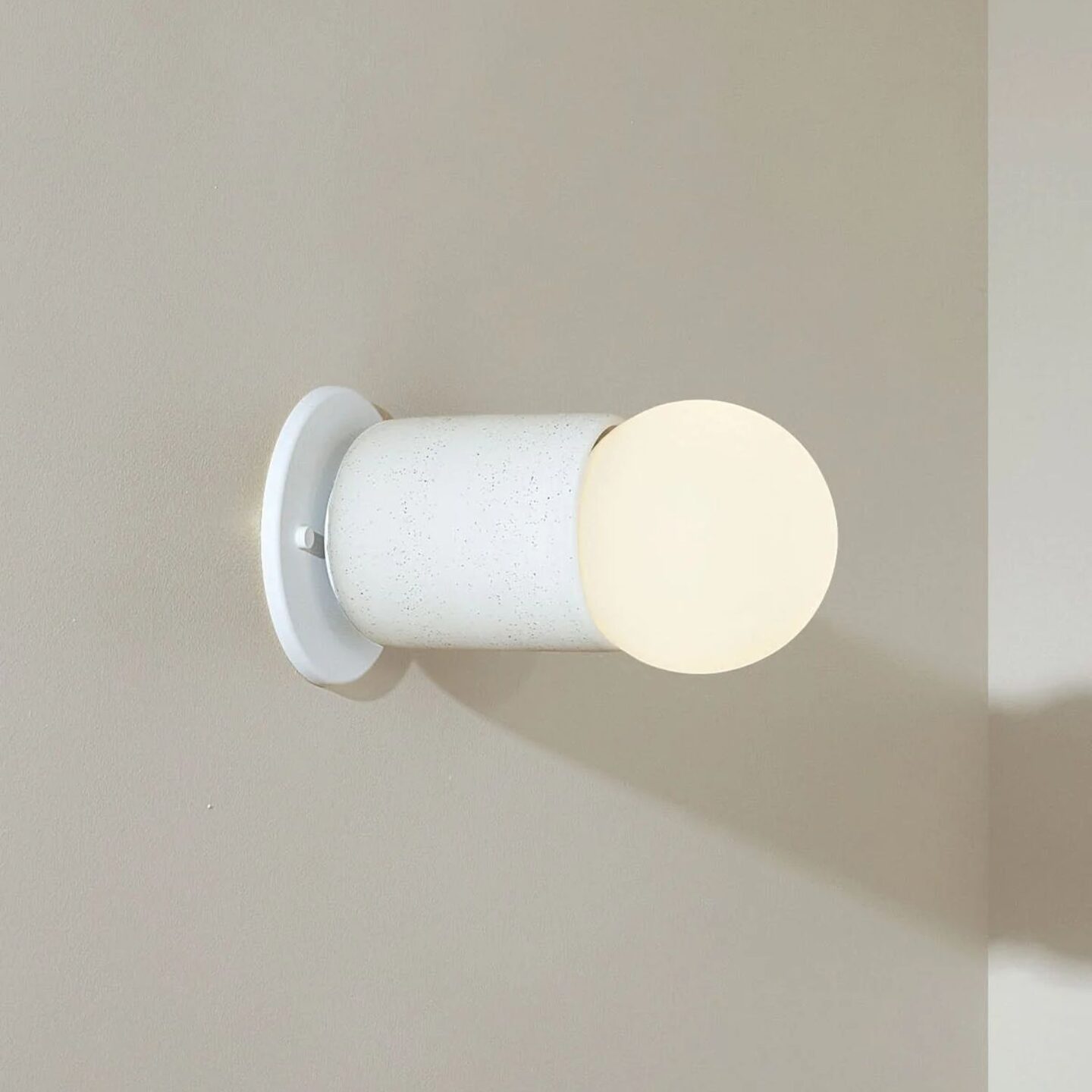 Terra 1 Surface Sconce Slim Base
