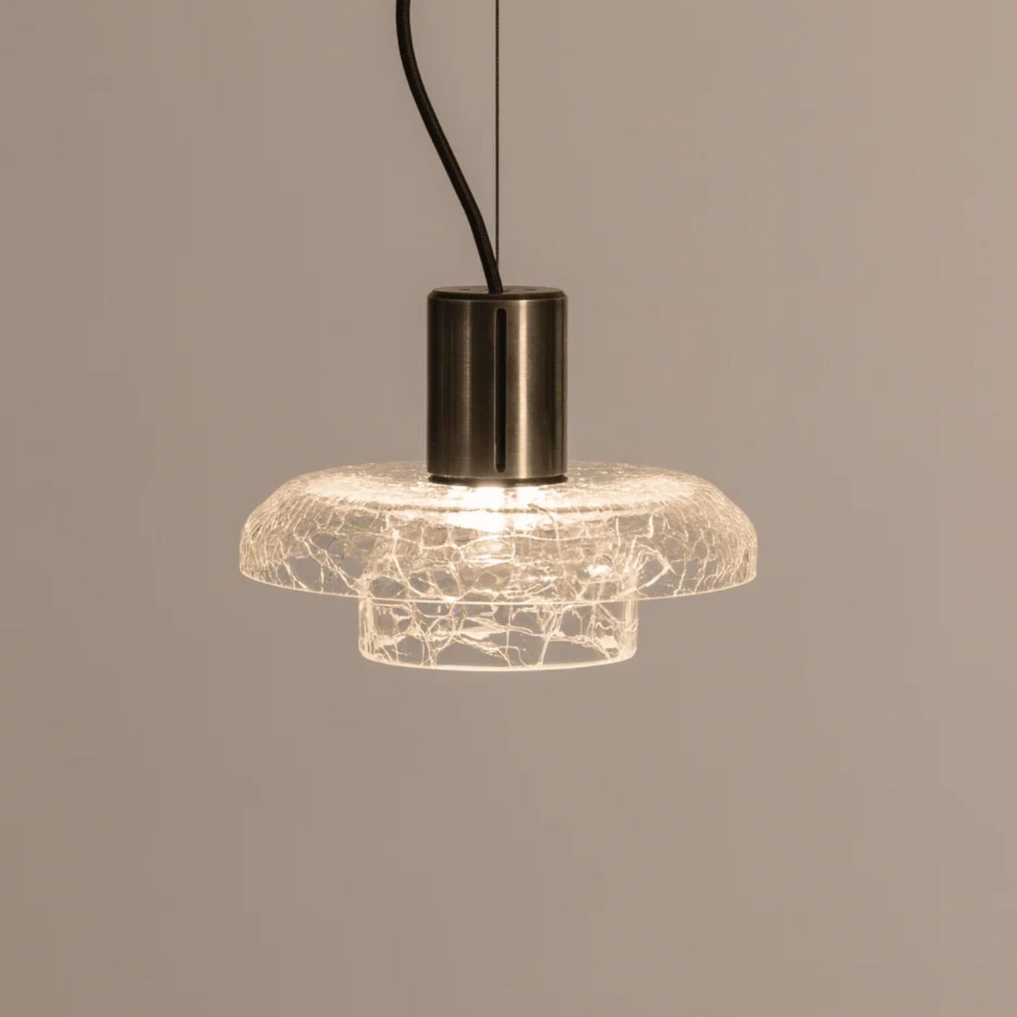 Crackle Suspended S2