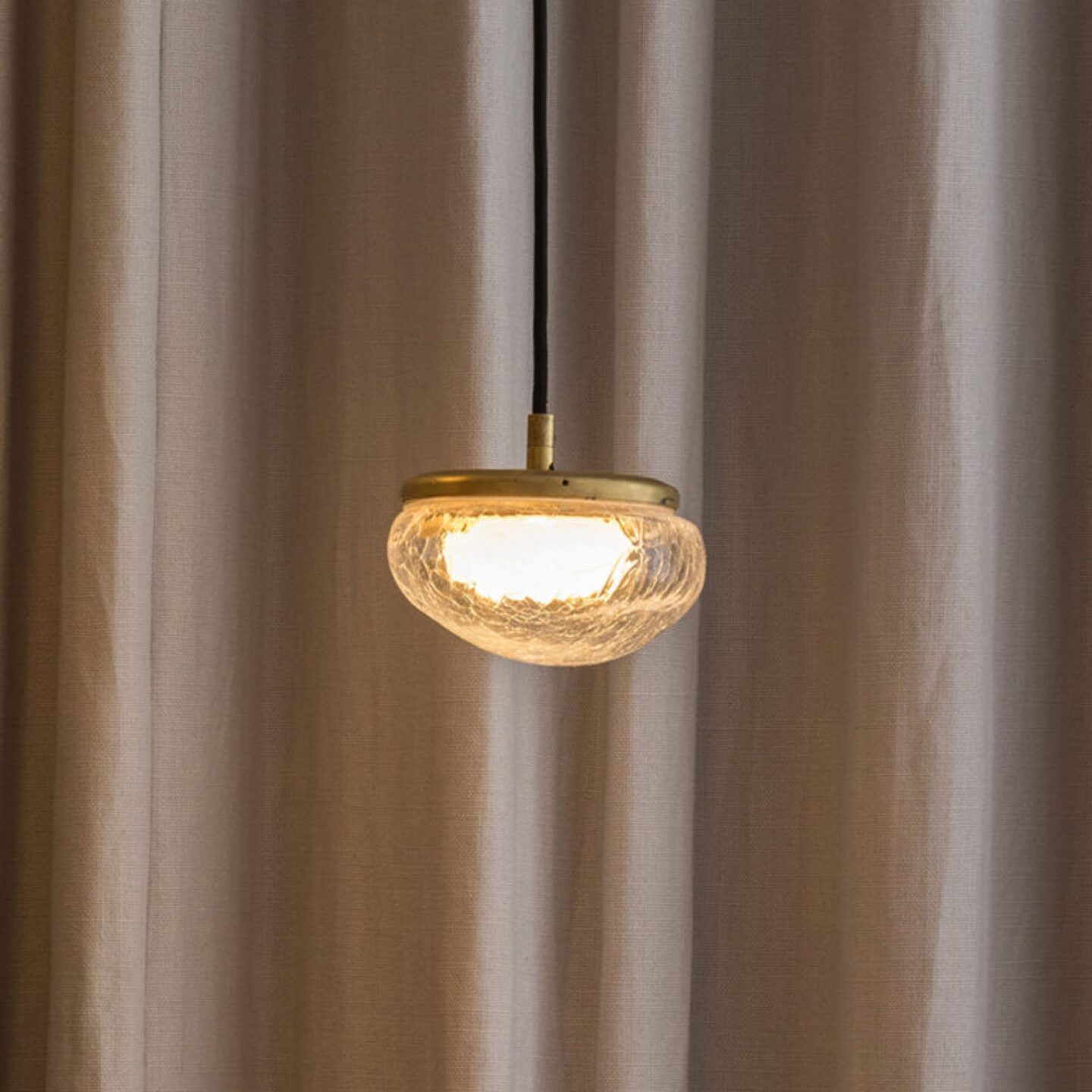 Roe Suspended S1 Collection